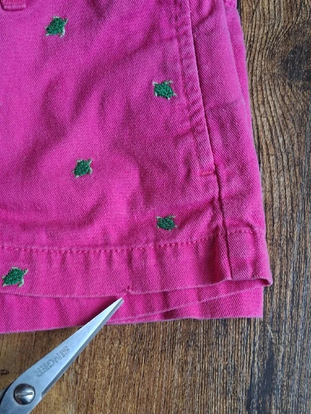 Ralph Lauren Bright Pink Cotton Shorts with Green Embroidery 3t